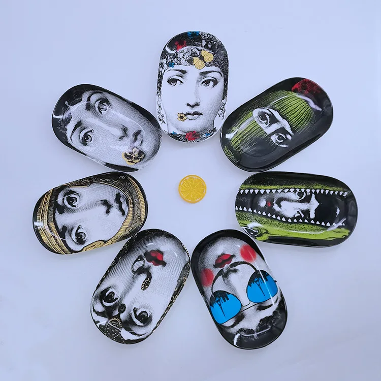 Face Ceramic Plate Hanging Plate Swing Plate Restaurant Living Room Decoration Italian Famous Style Jewelry Plate Storage Tray
Face Ceramic Plate Hanging Plate Swing Plate Restaurant Living Room Decoration Italian Famous Style Jewelry Plate Storage Tray