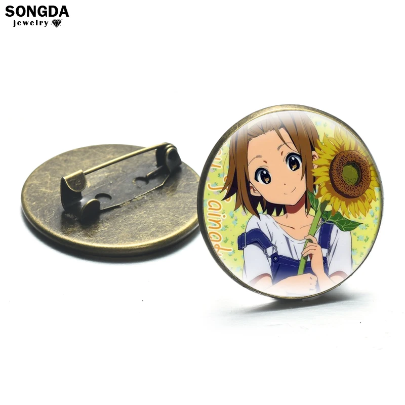 

Anime K-ON Cosplay Badges Pin Hirasawa Yui Brooch Iron Collection Bags Akiyama Mio Breastpin Clothes Backpack Decoration Jewelry