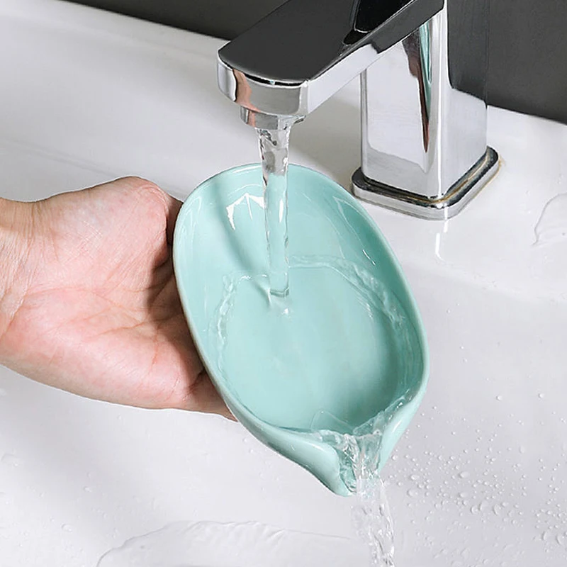Leaf Shape Soap Box Drain Soap Holder Bathroom Accessories Suction Cup Soap Dish Tray Soap Dish for Bathroom Soap Container
Leaf Shape Soap Box Drain Soap Holder Bathroom Accessories Suction Cup Soap Dish Tray Soap Dish for Bathroom Soap Container