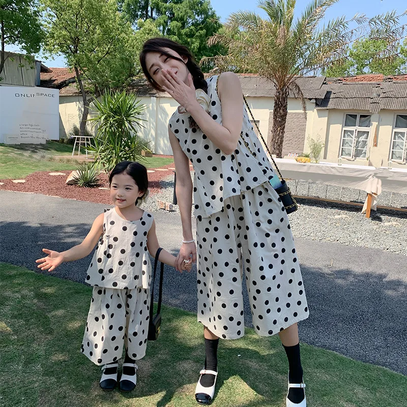 2022 Kids Sets Shirts Kids Pants O-neck Collar Sleeveless Regular Length Mid-calf Length Loose Summer Children Girls
2022 Kids Sets Shirts Kids Pants O-neck Collar Sleeveless Regular Length Mid-calf Length Loose Summer Children Girls