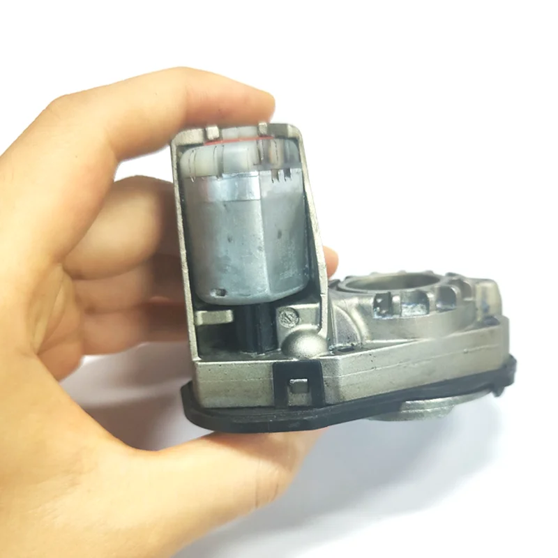 Genuine Rearview Mirror Right Side Folding Motor Assembly For Porsche 970 Cayenne S Cayenne Turbo S
Genuine Rearview Mirror Right Side Folding Motor Assembly For Porsche 970 Cayenne S Cayenne Turbo S