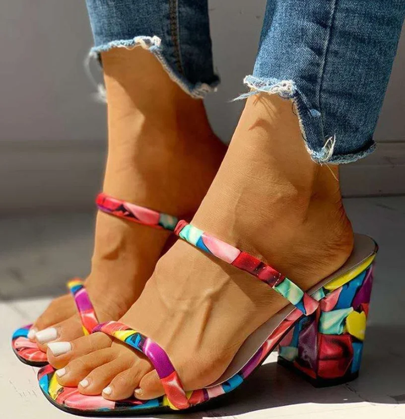 2022 New Plus Size Women's Shoes Fashion Pink Chunky High Heel Sandals Thin Strap High Heel Slippers
2022 New Plus Size Women's Shoes Fashion Pink Chunky High Heel Sandals Thin Strap High Heel Slippers