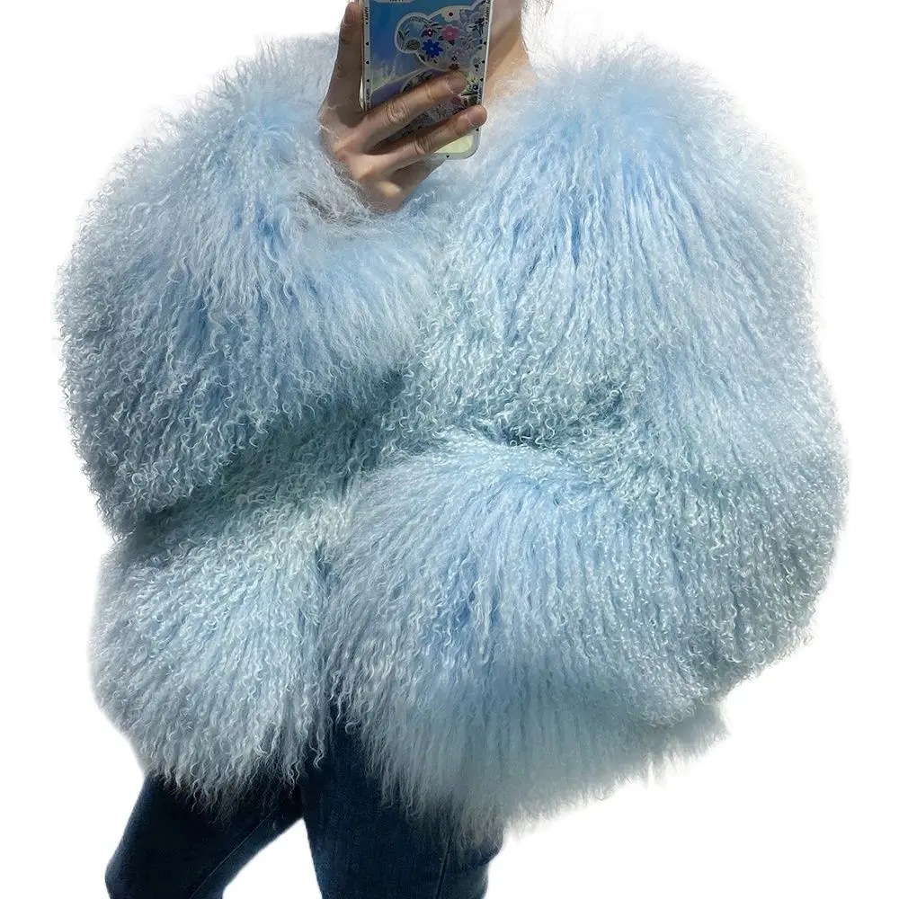 2023 European and American New Fashion Short Beach Wool Fur Coat Mongolia Sheep Fur Jacket Women
2023 European and American New Fashion Short Beach Wool Fur Coat Mongolia Sheep Fur Jacket Women