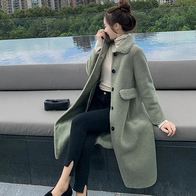 Lamb Wool Coat for Women 2022 New Winter Thickened Medium Length Small Grain Sheep Wool Coat for Women's Large Size Coat
Lamb Wool Coat for Women 2022 New Winter Thickened Medium Length Small Grain Sheep Wool Coat for Women's Large Size Coat