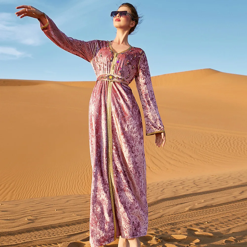 Muslim Fashion Abayas Dubai Ladies Dress Velvet Slim Palace Style Luxury Hand-stitched Diamond Long Dress Islamic Clothing Arab
Muslim Fashion Abayas Dubai Ladies Dress Velvet Slim Palace Style Luxury Hand-stitched Diamond Long Dress Islamic Clothing Arab