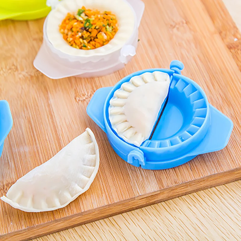 Multifunction Plastic Mould Dumplings Cutter Dumpling Maker Form Wrapper Presser Molds Cooking Pastry Cutter kitchen accessories
Multifunction Plastic Mould Dumplings Cutter Dumpling Maker Form Wrapper Presser Molds Cooking Pastry Cutter kitchen accessories