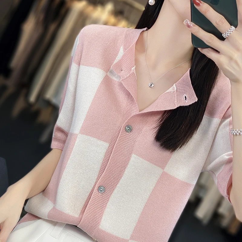 Women's T-shirt Spring/Summer New Wool Short Sleeve Casual Plaid Knit Round Neck Ladies Tops Loose Cardigan Blouse
Women's T-shirt Spring/Summer New Wool Short Sleeve Casual Plaid Knit Round Neck Ladies Tops Loose Cardigan Blouse