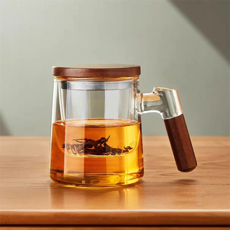 Стеклянная чашка BenRussell для чая 400 мл
Стеклянная чашка BenRussell для чая 400 мл