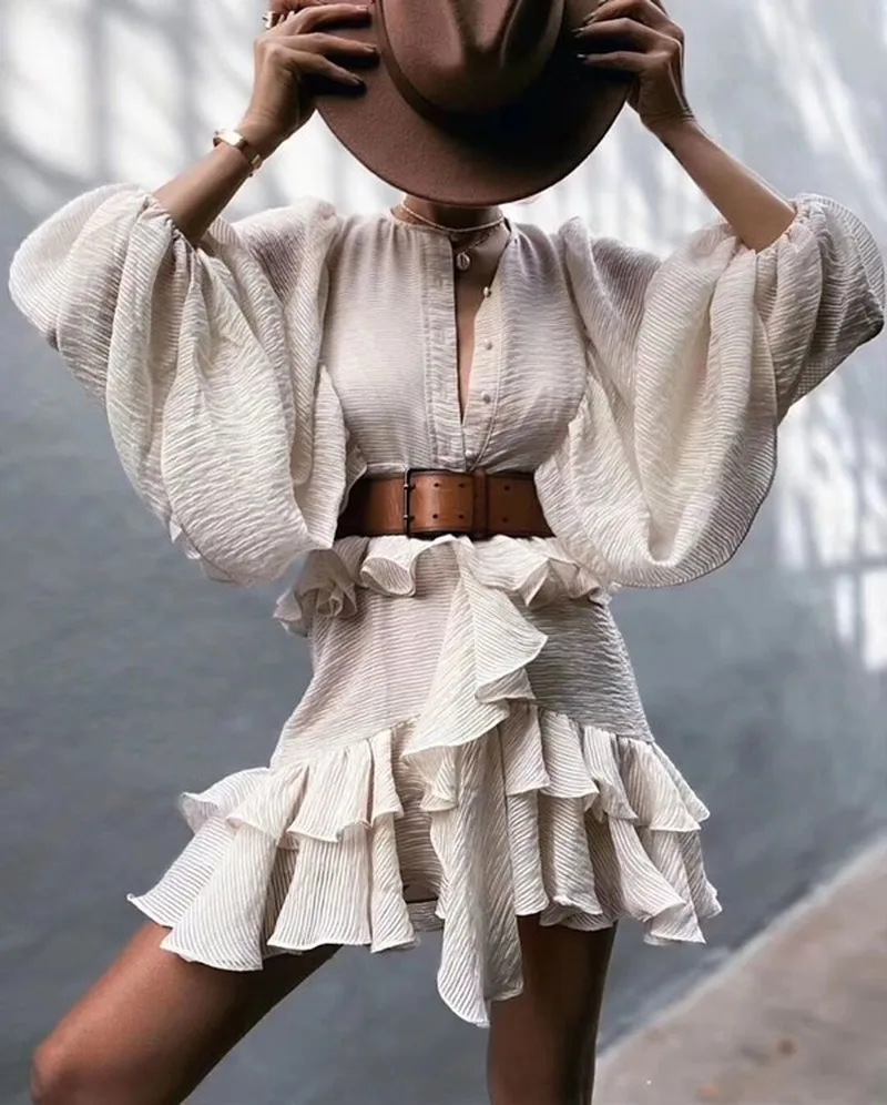 2021 New Spring and Autumn Fashion Vintage Women's Round Neck Lantern Sleeves Ruffled Pleated Single-breasted Retro Dress
2021 New Spring and Autumn Fashion Vintage Women's Round Neck Lantern Sleeves Ruffled Pleated Single-breasted Retro Dress