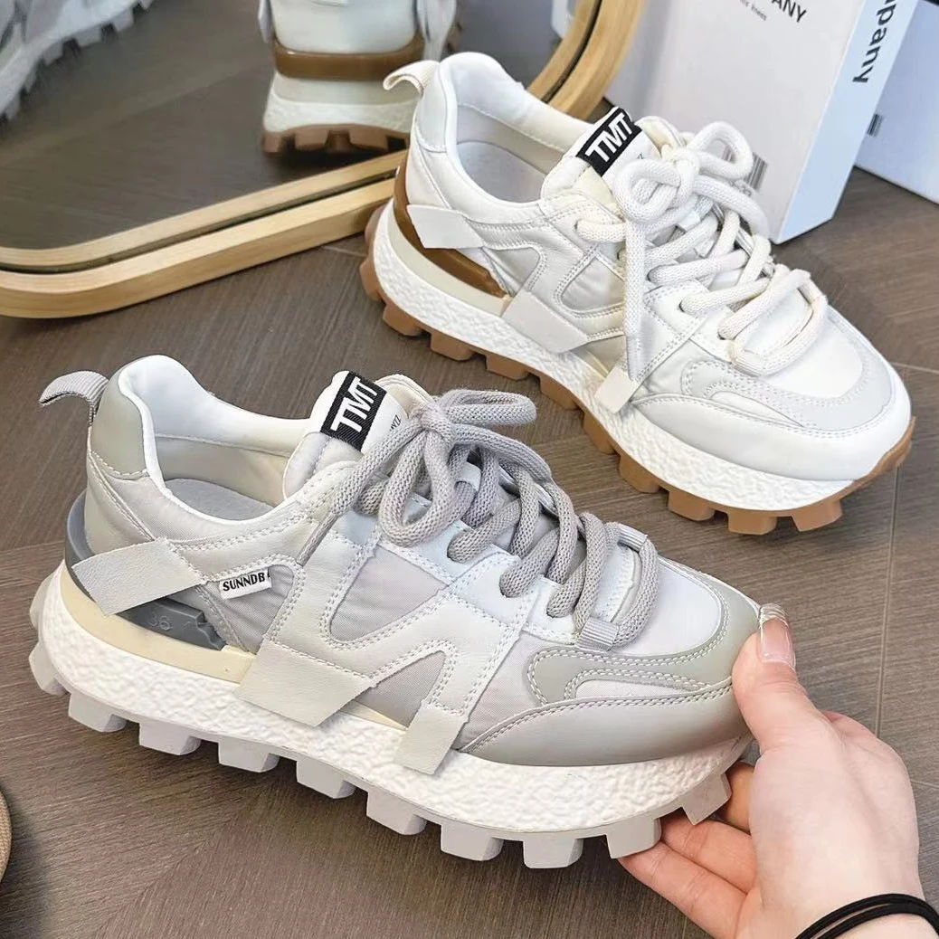 Women Casual Shoes Leather Chunky Sneakers Cross Lace-up Tennis Shoes Mid-heel Sneakers Thick-soled Round Toe Sneakers
Women Casual Shoes Leather Chunky Sneakers Cross Lace-up Tennis Shoes Mid-heel Sneakers Thick-soled Round Toe Sneakers