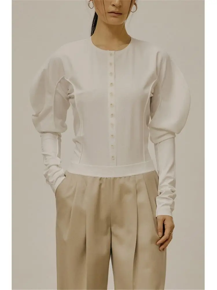 2022 New Women Slim One-Piece Shirt Lady Long Puff Sleeve Single-breasted Jumpsuit Blouse and Top for Early Autumn
2022 New Women Slim One-Piece Shirt Lady Long Puff Sleeve Single-breasted Jumpsuit Blouse and Top for Early Autumn
