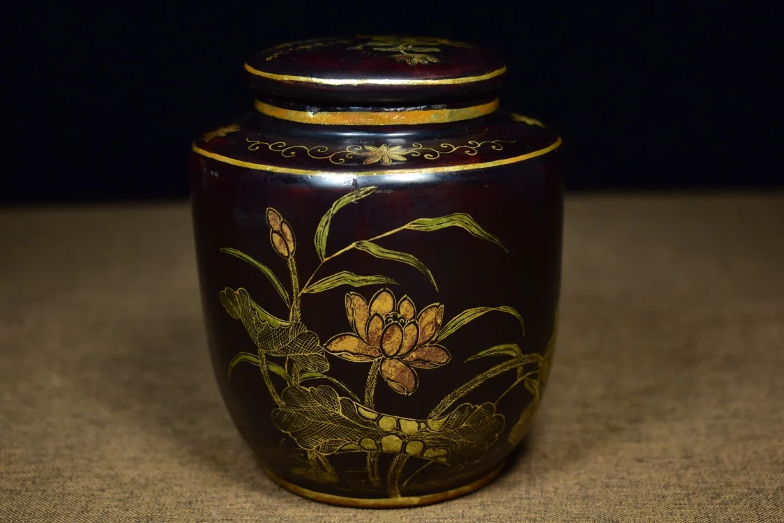 4" Chinese Folk Collection Old black Wood lacquerware outline in gold lotus Can Box Gather fortune office ornament Town house
4" Chinese Folk Collection Old black Wood lacquerware outline in gold lotus Can Box Gather fortune office ornament Town house