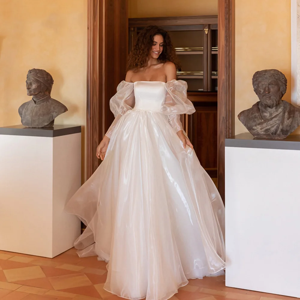 Strapless Neckline A Line Wedding Dress 2023 Simple Shiny Organza Chapel Train Bridal Gown Lantern Sleeves White Ivory Formal
Strapless Neckline A Line Wedding Dress 2023 Simple Shiny Organza Chapel Train Bridal Gown Lantern Sleeves White Ivory Formal