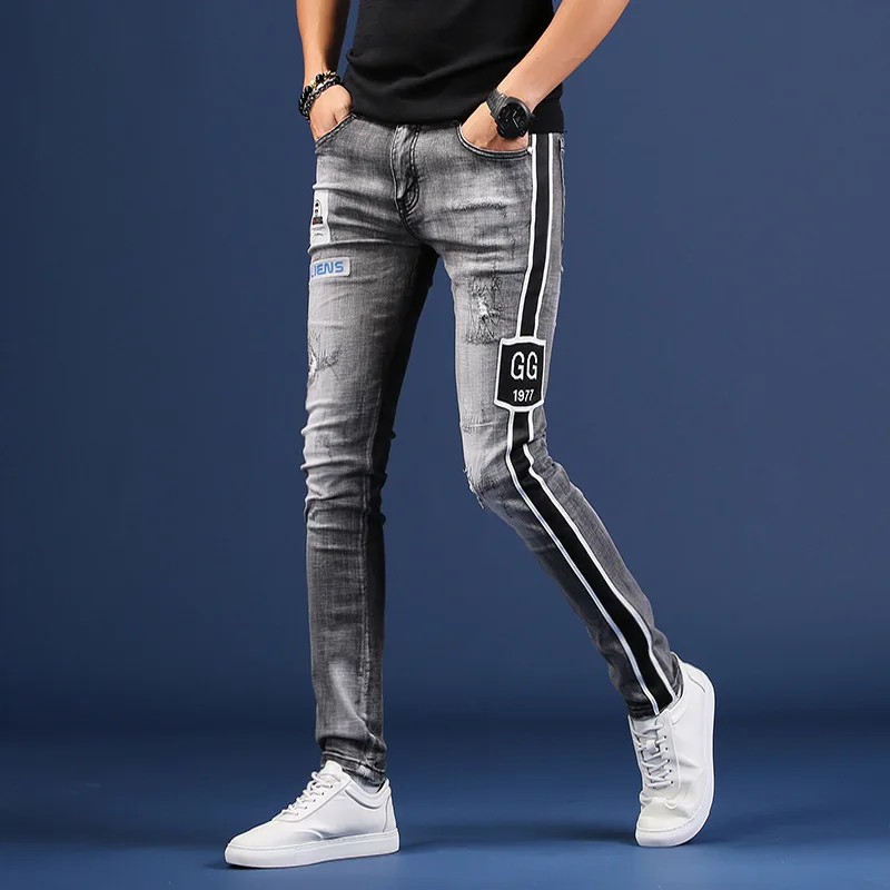 Wholesale 2021 Fashion Trendy hole embroidered jeans men's autumn brand loose Korean slim feet pants men's casual trousers
Wholesale 2021 Fashion Trendy hole embroidered jeans men's autumn brand loose Korean slim feet pants men's casual trousers