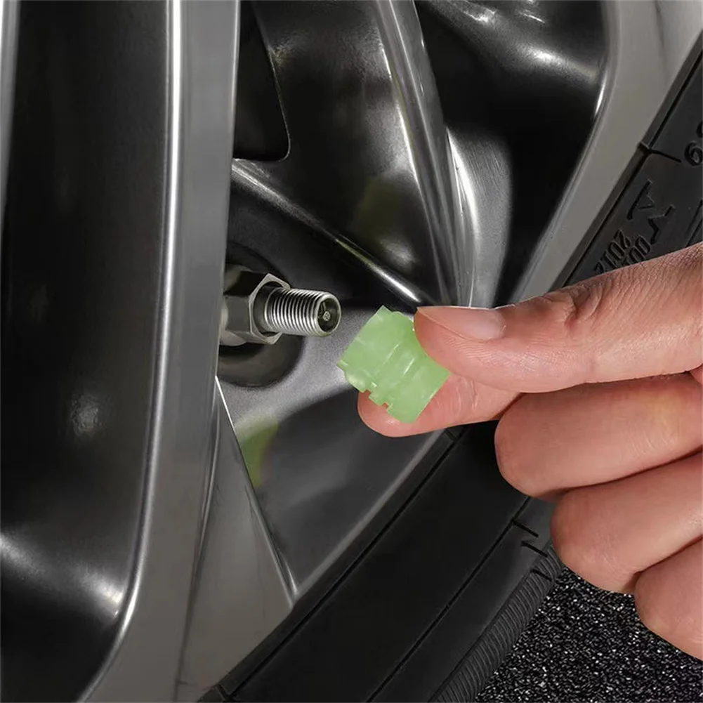 Колпачок клапана шины популярный портативный автомобиль-розыгрыш 10 г колесо автомобиля привлекательное сияние интересная светящаяся дета...
Колпачок клапана шины популярный портативный автомобиль-розыгрыш 10 г колесо автомобиля привлекательное сияние интересная светящаяся дета...