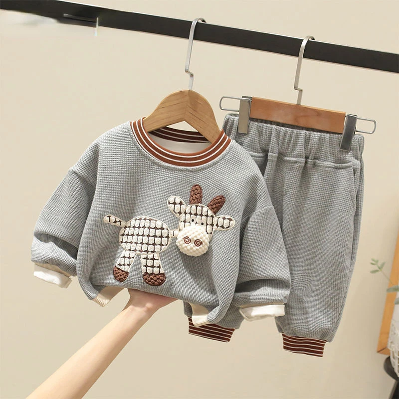 New Autumn and Winter Baby Cartoon Cute Animal Print Long Sleeve Suit Boys and Girls Plush Warm 2Pcs Set Children Sweater Outfit
New Autumn and Winter Baby Cartoon Cute Animal Print Long Sleeve Suit Boys and Girls Plush Warm 2Pcs Set Children Sweater Outfit