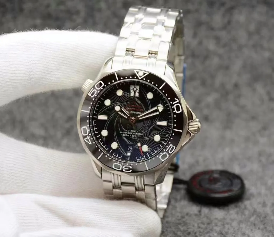 2022 Men's Hot automatic chain watch Ceramic ring stainless steel watch fashion luxury watch
2022 Men's Hot automatic chain watch Ceramic ring stainless steel watch fashion luxury watch