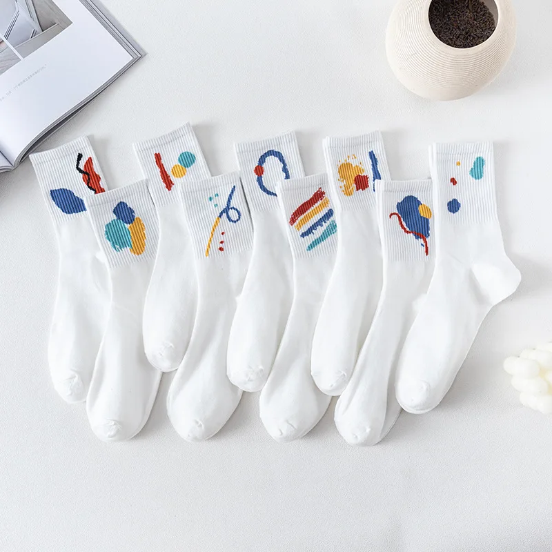 Korea New College Style Funny Harajuku Graffiti White Socks Simple Female Artistic ink Socks Japanese Cute Casual Women's Socks
Korea New College Style Funny Harajuku Graffiti White Socks Simple Female Artistic ink Socks Japanese Cute Casual Women's Socks
