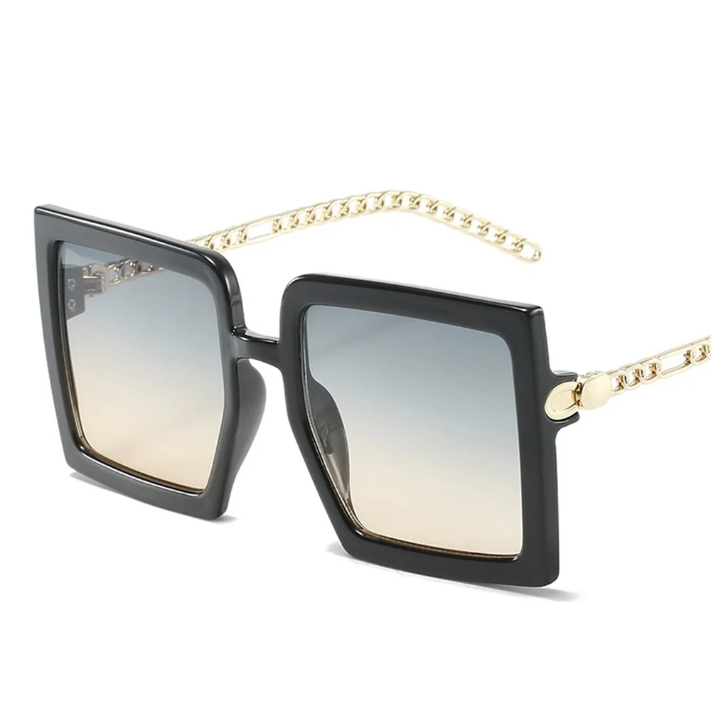 2021 Women Vintage Sunglasses Lady Fashion Big Square Frame Eyeglasses Metal Link Leg Design Transparent Ocean Lenses Eyewear
2021 Women Vintage Sunglasses Lady Fashion Big Square Frame Eyeglasses Metal Link Leg Design Transparent Ocean Lenses Eyewear