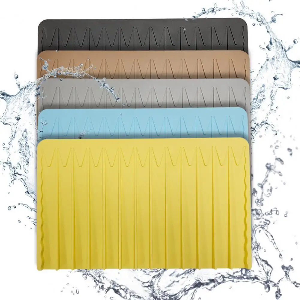 Soap Pad Built-in Ramp Easy to Clean Household Restaurant Dish Drainer Tray Mat Food Grade Draining Mat for Bar Counter
Soap Pad Built-in Ramp Easy to Clean Household Restaurant Dish Drainer Tray Mat Food Grade Draining Mat for Bar Counter