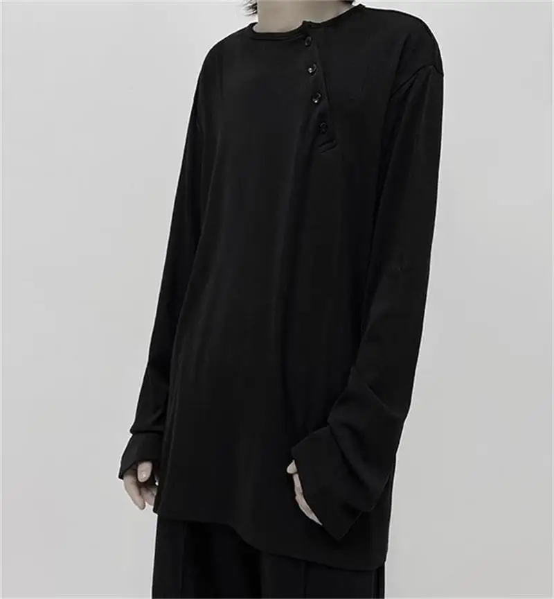 Мужская Повседневная футболка с длинным рукавом, осенняя простая свободная футболка со скошенной планкой и пуговицами 
Мужская Повседневная футболка с длинным рукавом, осенняя простая свободная футболка со скошенной планкой и пуговицами