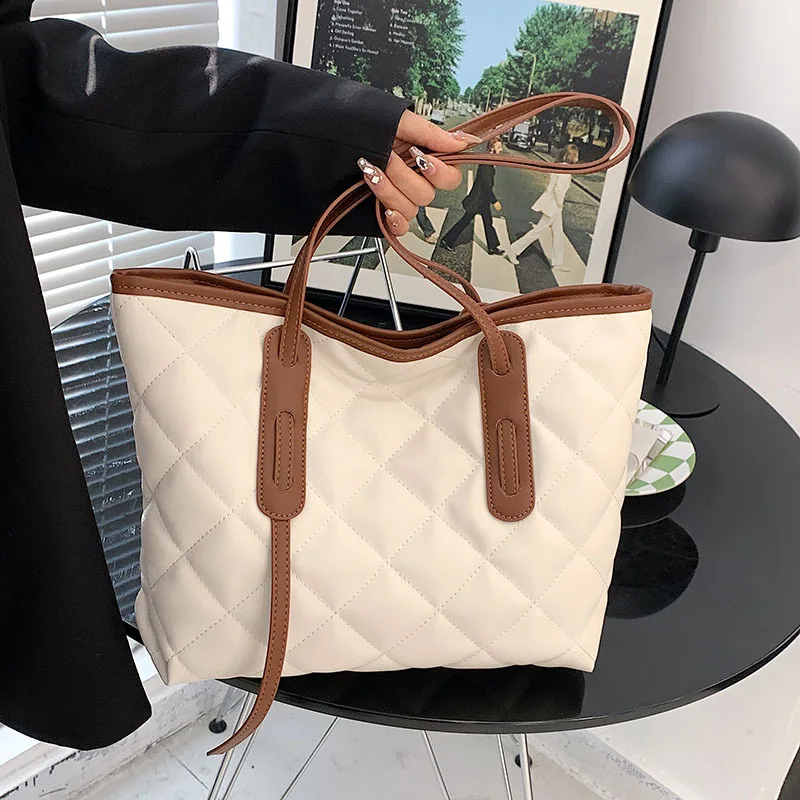 Large Capacity Women Pu Leather Handbags High Quality Female Shoulder Messenger Bags Designer Ladies Tote Travel Shopping Bag
Large Capacity Women Pu Leather Handbags High Quality Female Shoulder Messenger Bags Designer Ladies Tote Travel Shopping Bag
