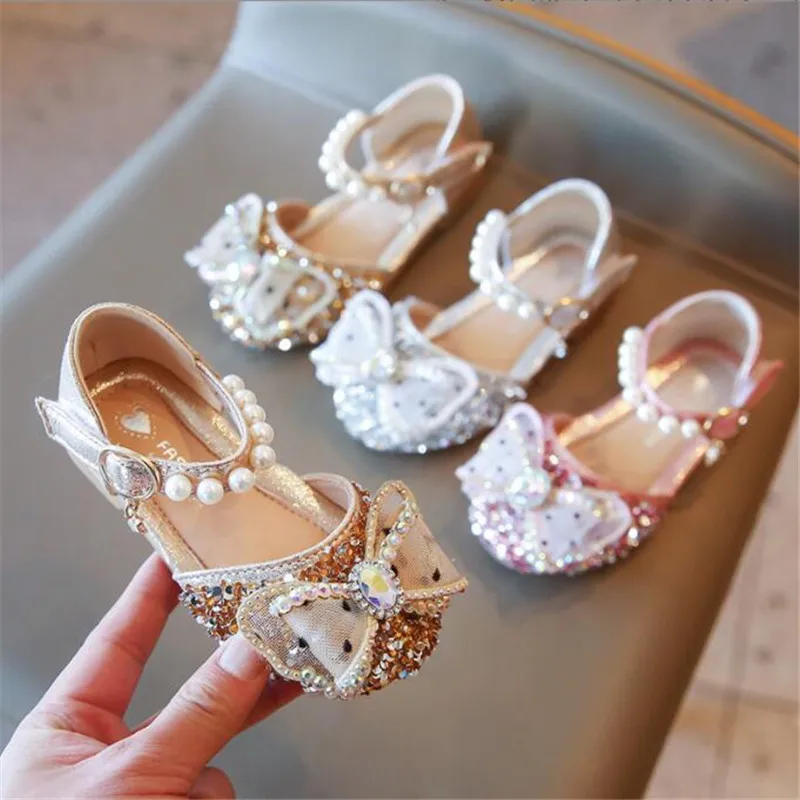Girls Shoes Pearl Bowtie Princess Shoes Kids Leather Shoes Big Girls Flats Children Single Shoes Fasion Soft Sole Toddlers
Girls Shoes Pearl Bowtie Princess Shoes Kids Leather Shoes Big Girls Flats Children Single Shoes Fasion Soft Sole Toddlers