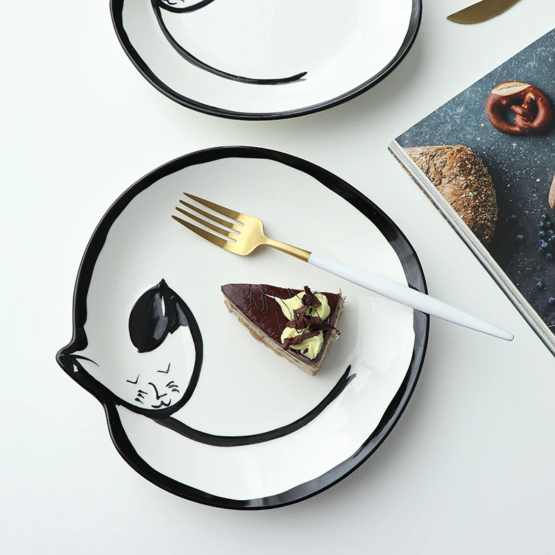 Nordic Style Hand-painted Cat Shape Irregular Plate Ceramic Breakfast Dessert Plate Western Pasta Plate Hot Dish Plate
Nordic Style Hand-painted Cat Shape Irregular Plate Ceramic Breakfast Dessert Plate Western Pasta Plate Hot Dish Plate