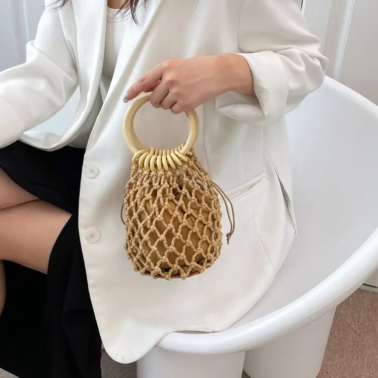 2022 Hollow Out Design Women Handbags Summer New Fashion Handmade Straw Woven Ladies Bags Casual Simple Femme Hand Bag
2022 Hollow Out Design Women Handbags Summer New Fashion Handmade Straw Woven Ladies Bags Casual Simple Femme Hand Bag