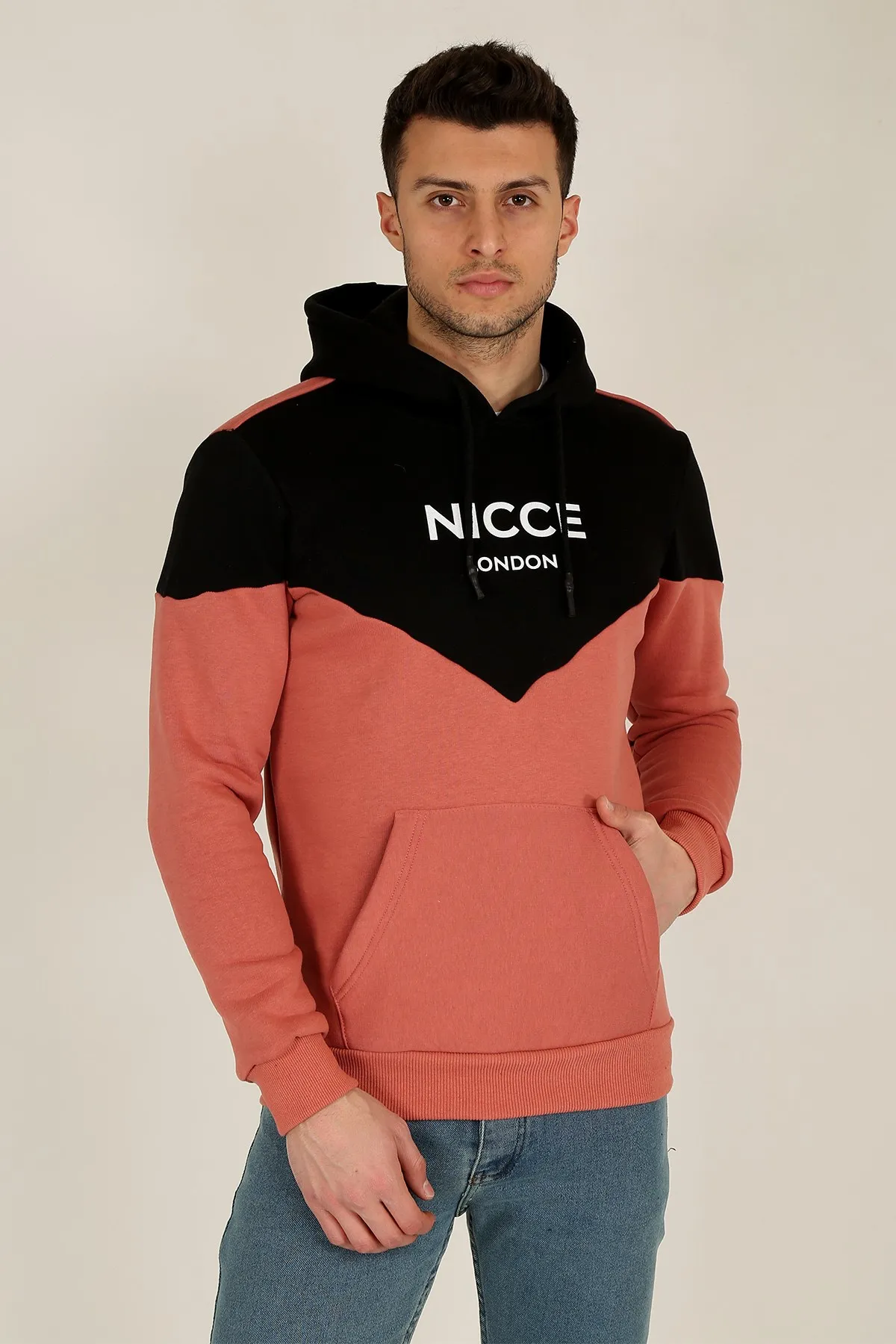 Therapy Men Men 'S Hooded Long Sleeve Kangaroo Pocket Sweatshirt 21K-5200430-03 Color Rose
Therapy Men Men 'S Hooded Long Sleeve Kangaroo Pocket Sweatshirt 21K-5200430-03 Color Rose