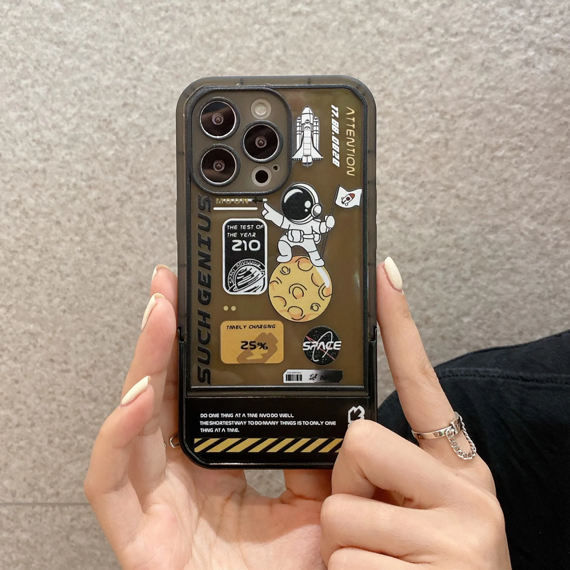 Folding Stand Holder Case For iphone 11 12 13 Pro Max X XR XS Max 7 8 Plus Clear Black Astronaut Label Phone Cases Bracket Cover
Folding Stand Holder Case For iphone 11 12 13 Pro Max X XR XS Max 7 8 Plus Clear Black Astronaut Label Phone Cases Bracket Cover