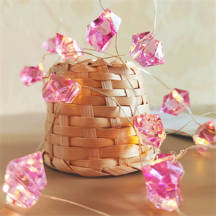 2M 20 LED Fake Pink Crystal Fairy Light Battery Powered Christmas String Light Stone LED Garland For Wedding Party Bedroom Decor 
2M 20 LED Fake Pink Crystal Fairy Light Battery Powered Christmas String Light Stone LED Garland For Wedding Party Bedroom Decor