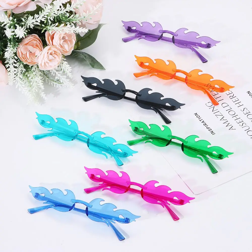 Fire Flame Sunglasses for Women Trendy Rimless Sunglasses Novelty PC Frame UV400 Sun Glasses Party Cosplay Eyewear
Fire Flame Sunglasses for Women Trendy Rimless Sunglasses Novelty PC Frame UV400 Sun Glasses Party Cosplay Eyewear