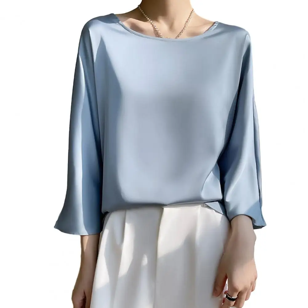 Women Tops Stylish Spring Summer Women's Flared Sleeve Blouse Loose Fit Satin T-shirt for Streetwear Chic Breathable Women
Women Tops Stylish Spring Summer Women's Flared Sleeve Blouse Loose Fit Satin T-shirt for Streetwear Chic Breathable Women