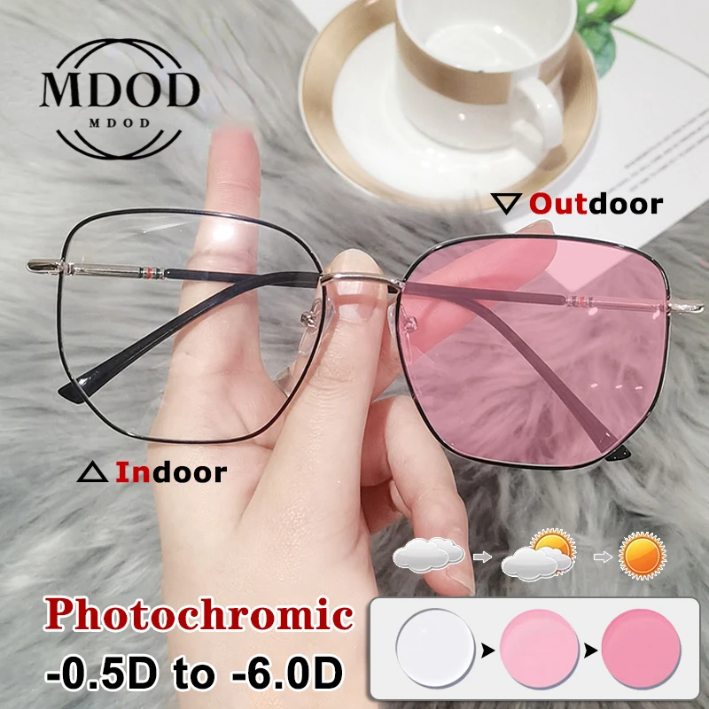 Square Photochromic Myopia Glasses Women Men Metal Frame Blue Light Filter Computer Glasses Degree -50 to -600
Square Photochromic Myopia Glasses Women Men Metal Frame Blue Light Filter Computer Glasses Degree -50 to -600