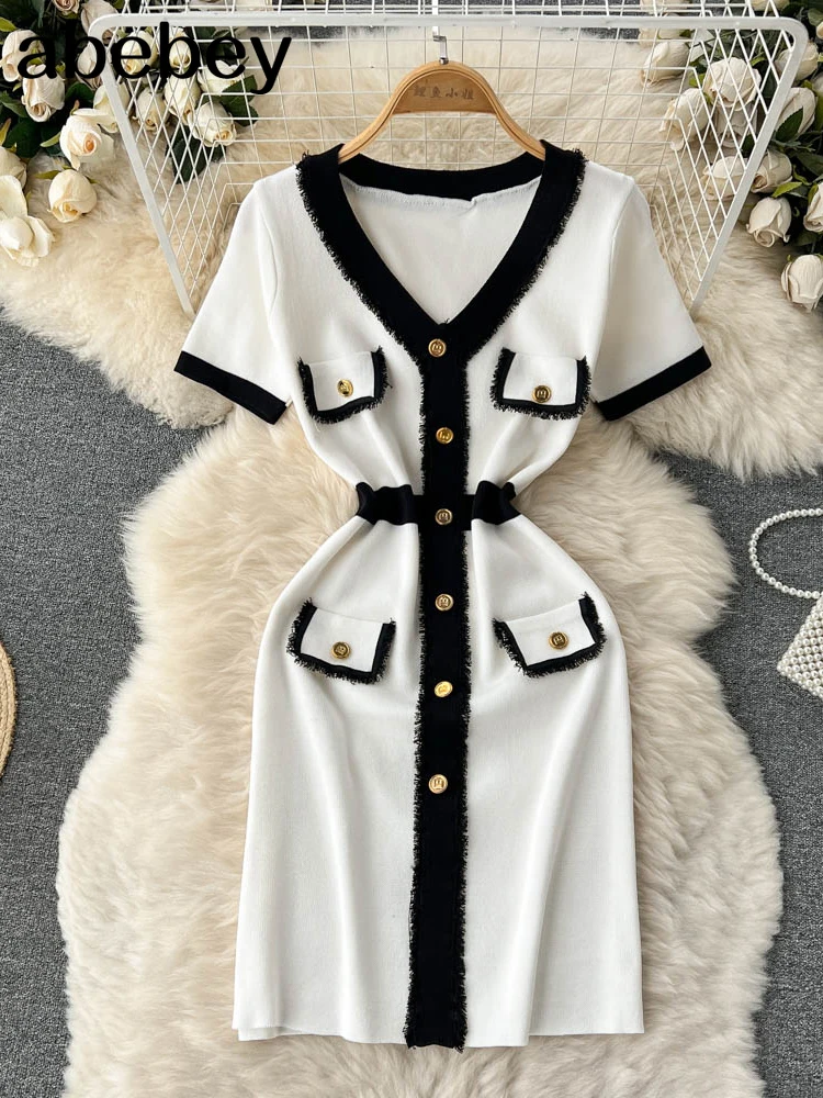 New Design 2022 Summer Sheath Knit V-neck Short Sleeve Black Hole Mini Casual Quality Straight Elastic Dress
New Design 2022 Summer Sheath Knit V-neck Short Sleeve Black Hole Mini Casual Quality Straight Elastic Dress