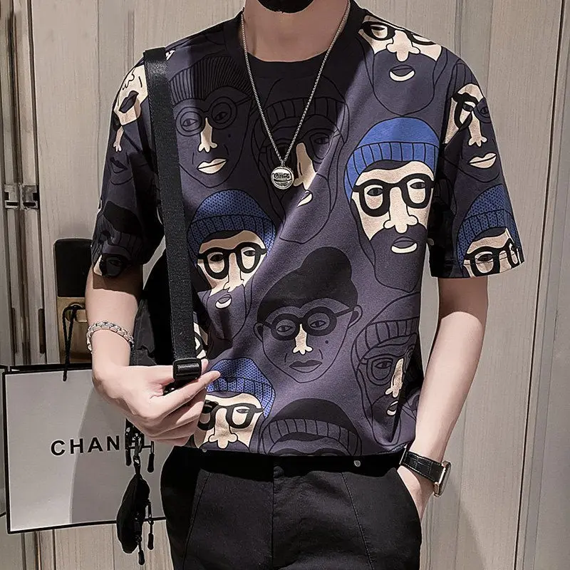 Personality retro character print short-sleeved t-shirt men's summer dress large size thin tide brand casual half-sleeve top
Personality retro character print short-sleeved t-shirt men's summer dress large size thin tide brand casual half-sleeve top