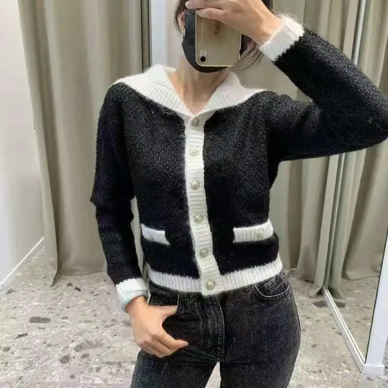 Women Sweater Patchwork Single Breasted Turn-down Collar Pockets Loose Casual Knitted Cardigan
Women Sweater Patchwork Single Breasted Turn-down Collar Pockets Loose Casual Knitted Cardigan