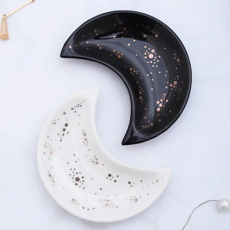 Ceramic Moon Shape Small Jewelry Dish Earrings Necklace Ring Storage Plates Fruit Dessert Display Bowl Decoration Tray
Ceramic Moon Shape Small Jewelry Dish Earrings Necklace Ring Storage Plates Fruit Dessert Display Bowl Decoration Tray