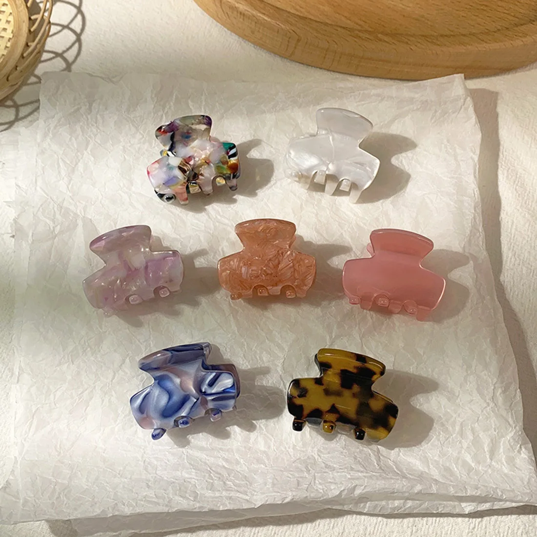 Acetic Acid Claw Clip For Women Girls Hair Claws Mini Size Hair Clamps Claw Clip Barrette Crab Chic Sweet Hairpins Accessories
Acetic Acid Claw Clip For Women Girls Hair Claws Mini Size Hair Clamps Claw Clip Barrette Crab Chic Sweet Hairpins Accessories