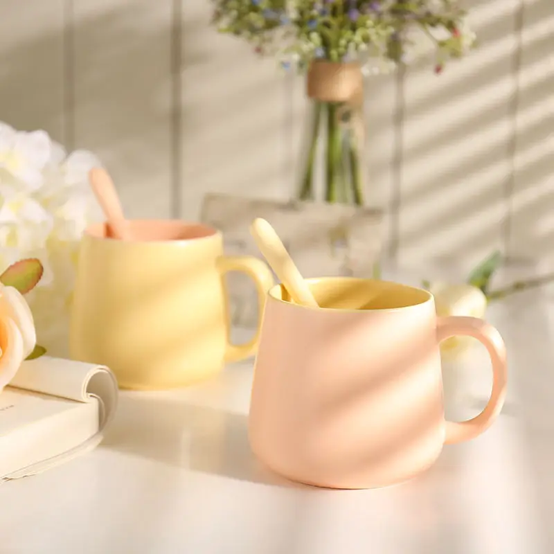 Northern European-StyleinsWind Creative Mark Cup with Spoon Contrast Color Coffee Cup Simple Ceramic Water Cup Matte Milk Cup
Northern European-StyleinsWind Creative Mark Cup with Spoon Contrast Color Coffee Cup Simple Ceramic Water Cup Matte Milk Cup