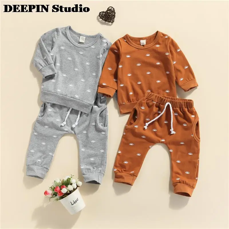 2022 Spring Autumn New Baby Boys Girls Clothes Set 2pcs Sun Print Long Sleeve Pullover Sweatshirt Top+Elastic Trousers Tracksuit
2022 Spring Autumn New Baby Boys Girls Clothes Set 2pcs Sun Print Long Sleeve Pullover Sweatshirt Top+Elastic Trousers Tracksuit