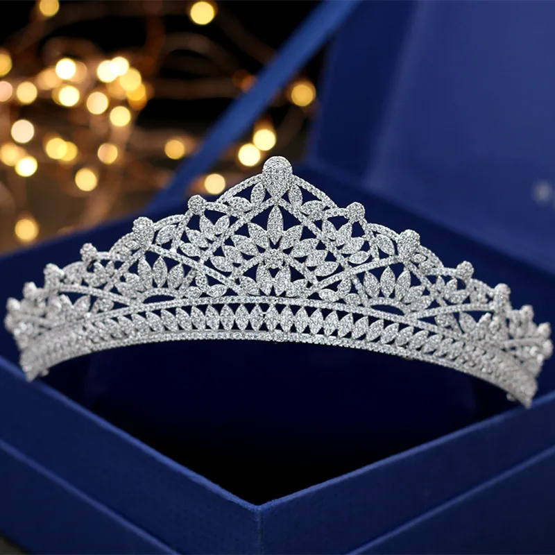 MYFEIVO Baroque Bride Crown Tiara Full Zircon Princess Headpiece Wedding Hair Jewelry Accessories HQ1913
MYFEIVO Baroque Bride Crown Tiara Full Zircon Princess Headpiece Wedding Hair Jewelry Accessories HQ1913