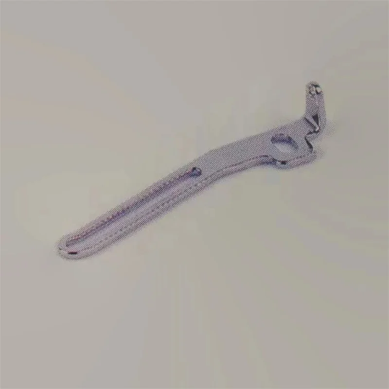 5pcs 6500230 Looper thread passing plate Yamato vt1500 three needle five thread sewing machine accessories
5pcs 6500230 Looper thread passing plate Yamato vt1500 three needle five thread sewing machine accessories