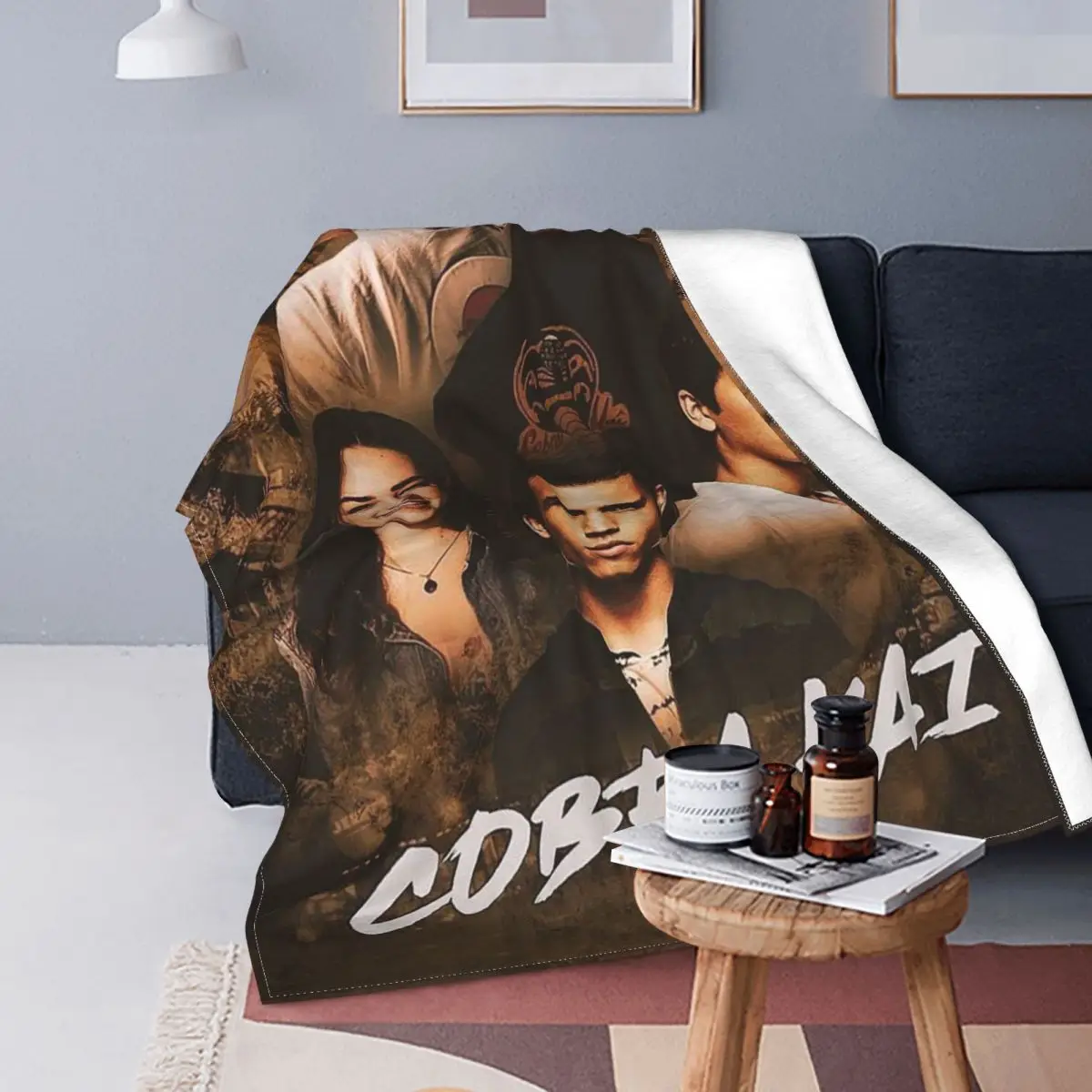Cobra Kai Blanket Flannel All Season Never Dies Karate Kid Portable Lightweight Thin Throw Blankets for Home Office Bedspread
Cobra Kai Blanket Flannel All Season Never Dies Karate Kid Portable Lightweight Thin Throw Blankets for Home Office Bedspread