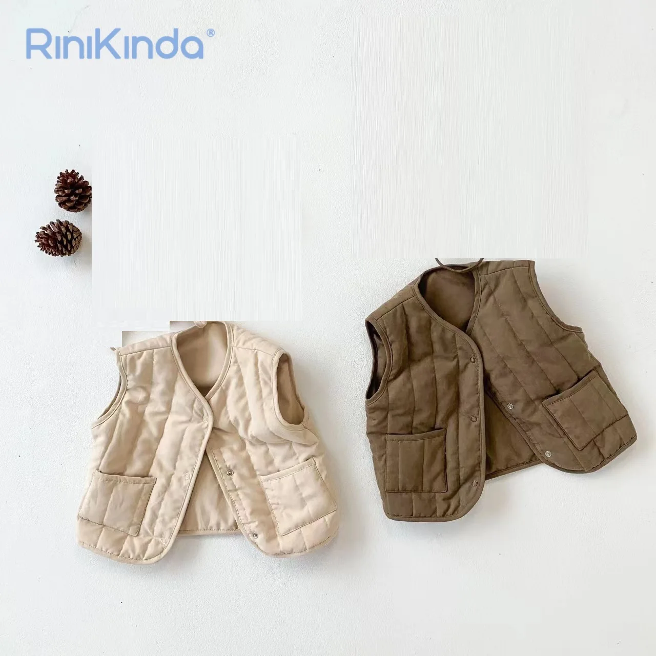 Детский утепленный жилет с V-образным вырезом, на возраст 1-6 лет
Детский утепленный жилет с V-образным вырезом, на возраст 1-6 лет