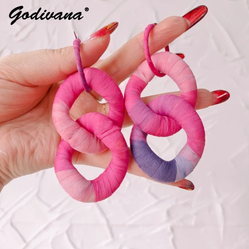 Two Big Circle Silk Earrings For Women Exaggerated Rock Personality Pendientes Wedding Party Jewelry Valentine's Day Girls Gift
Two Big Circle Silk Earrings For Women Exaggerated Rock Personality Pendientes Wedding Party Jewelry Valentine's Day Girls Gift
