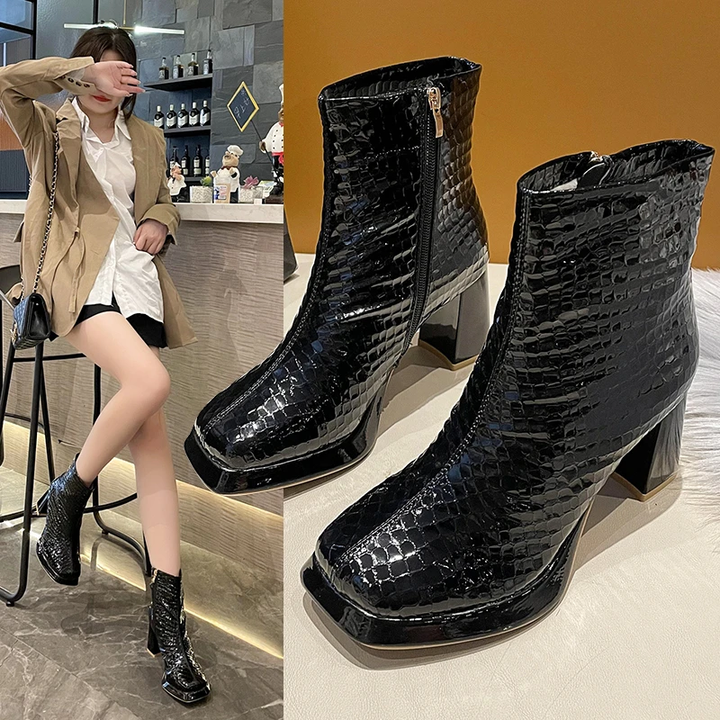 Женские кожаные ботильоны со змеиным эффектом, короткие ботинки на высоком массивном каблуке с квадратным носком и боковой молнией, Осень-з...
Женские кожаные ботильоны со змеиным эффектом, короткие ботинки на высоком массивном каблуке с квадратным носком и боковой молнией, Осень-з...