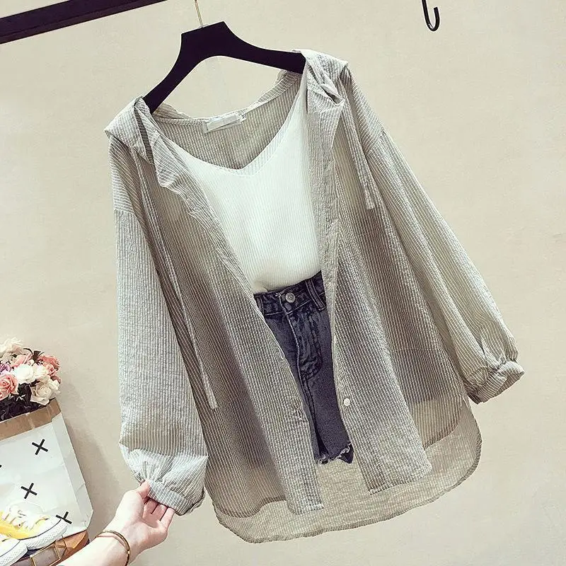 Sunscreen Clothing Women's Loose Mid-length Button Shirts Summer New Thin Breathable Long Sleeve Hooded Coat Outdoor Sports Tops
Sunscreen Clothing Women's Loose Mid-length Button Shirts Summer New Thin Breathable Long Sleeve Hooded Coat Outdoor Sports Tops