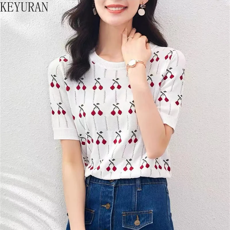 Женская жаккардовая трикотажная футболка с коротким рукавом
Женская жаккардовая трикотажная футболка с коротким рукавом